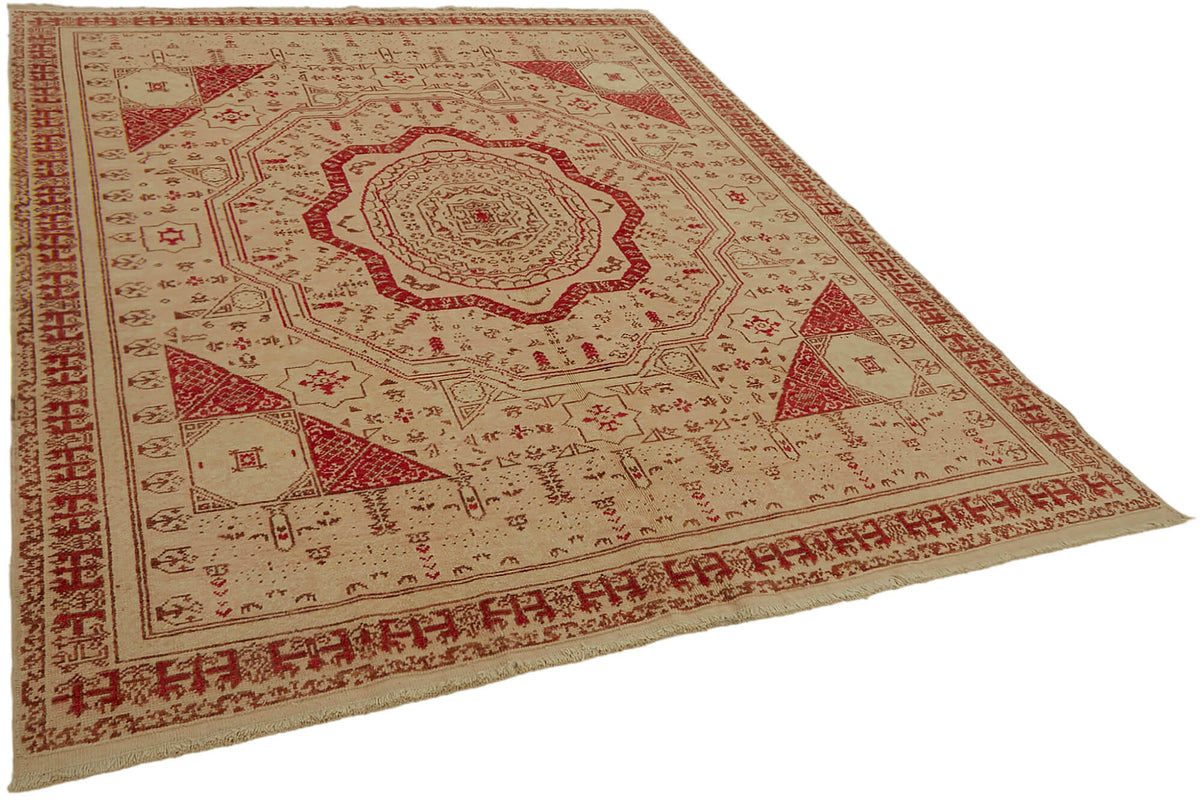 Kavima Vintage Uşak Düz Bej Madalyon Desenli Halı 205x238 cm – genel görünüm