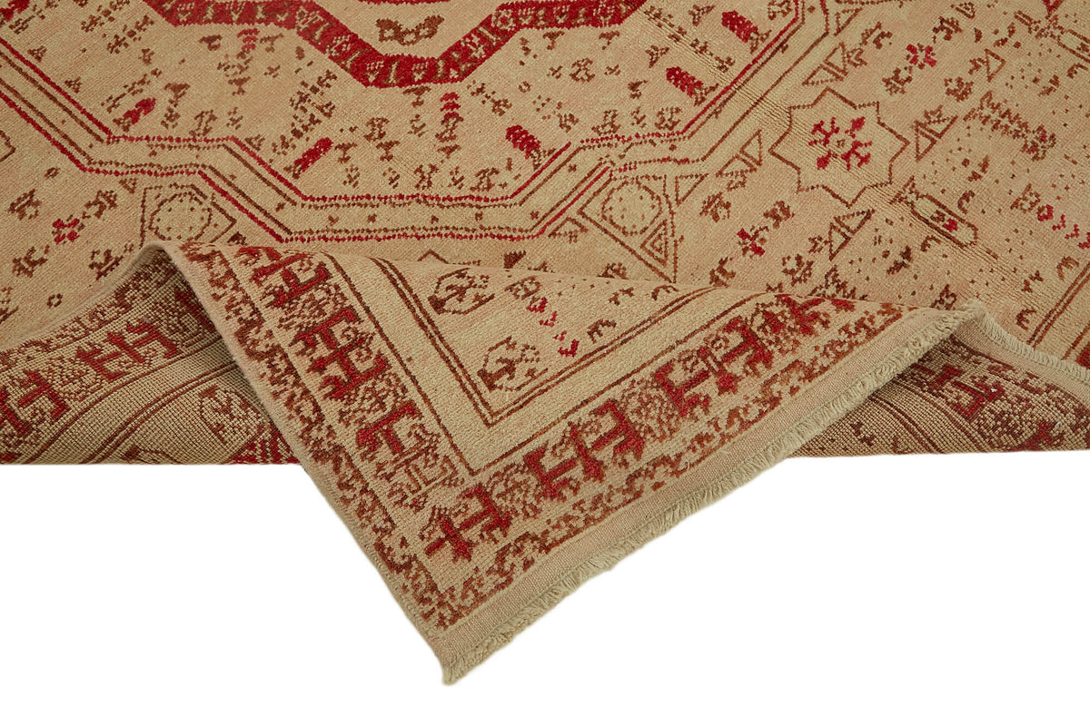Kavima Vintage Uşak Düz Bej Madalyon Desenli Halı 205x238 cm – kenar detayı
