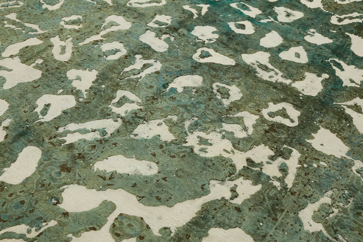 Zelko Kırmızı Dokuma Soyut Desenli Overdyed Halı 235x344 cm – mekânda kullanım