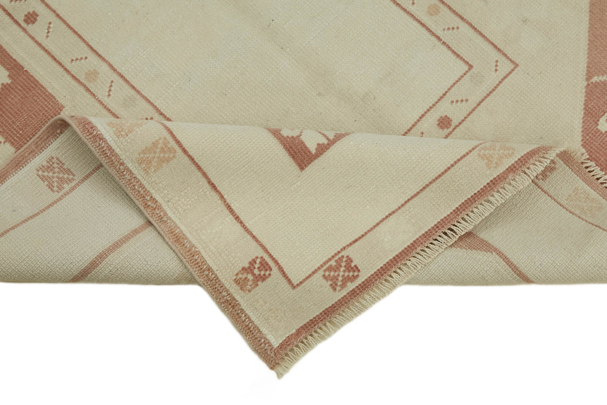 Gekro Geometrik Desenli Bej ve Kırmızı Dokuma Halı 117x176 cm 45043 – kenar detayı