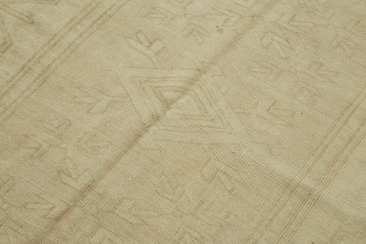 Kavale Bej Krem Geometrik El Dokuma Modern Halı 156x230 cm – mekânda kullanım