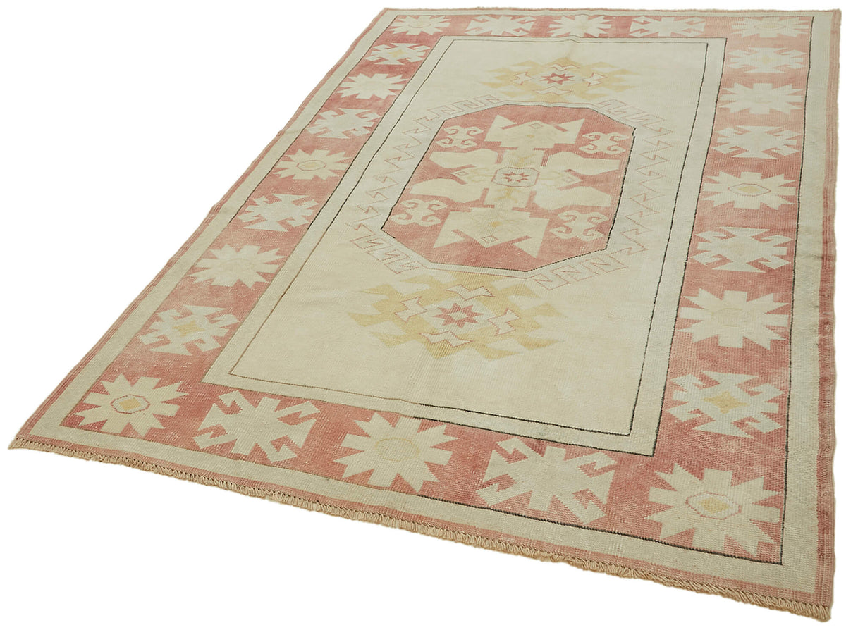 Kavale Kırmızı Etnik Halı Bej Zeminli El Dokuma 162x244 cm – doku yakın çekim