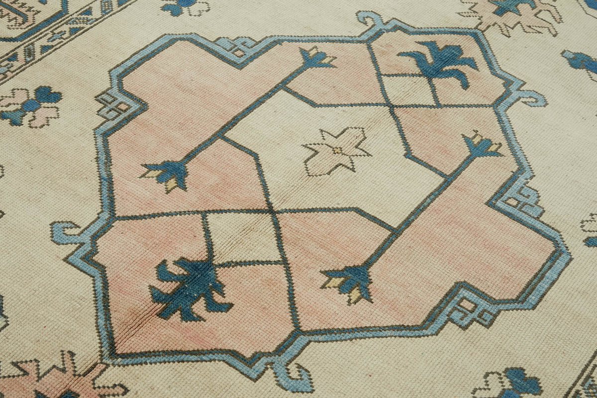 Kavale Lacivert Bej Halı Geometrik Desenli Vintage 192x280 cm – mekânda kullanım