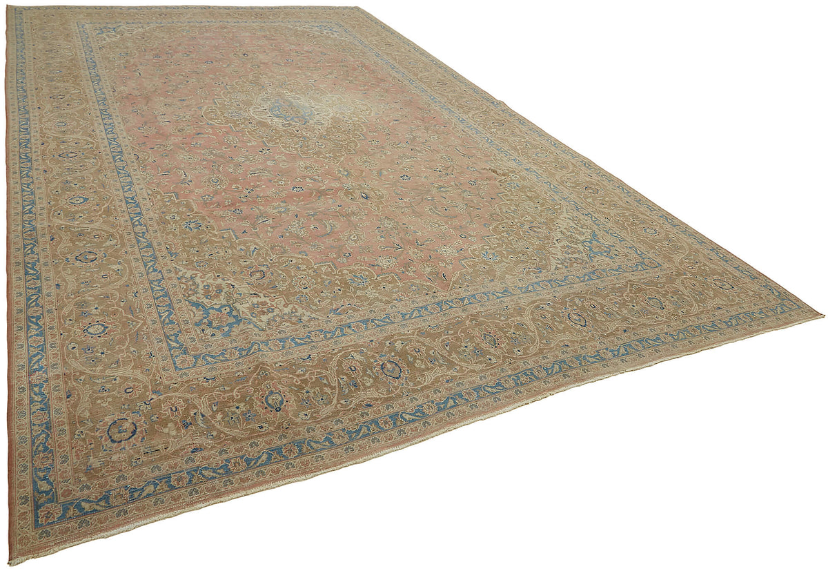Rusvo Bej ve Açık Mavi Madalyon Desenli Vintage Halı 304x491 cm – genel görünüm