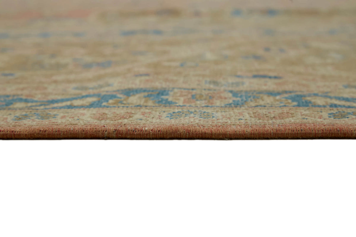 Rusvo Bej ve Açık Mavi Madalyon Desenli Vintage Halı 304x491 cm – farklı açı