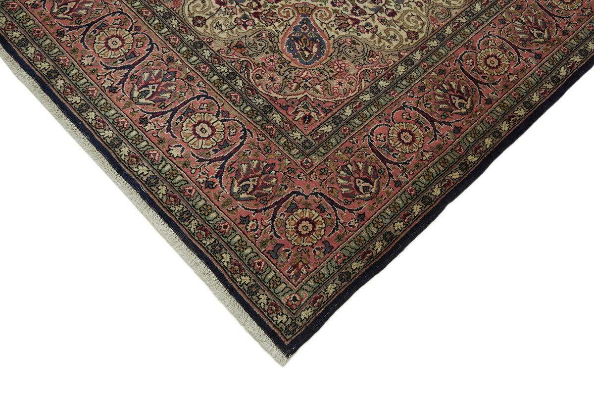 Rusvo Lacivert Krem Madalyon Desenli Klasik El Dokuma Halı 252x357 cm – detay görünümü
