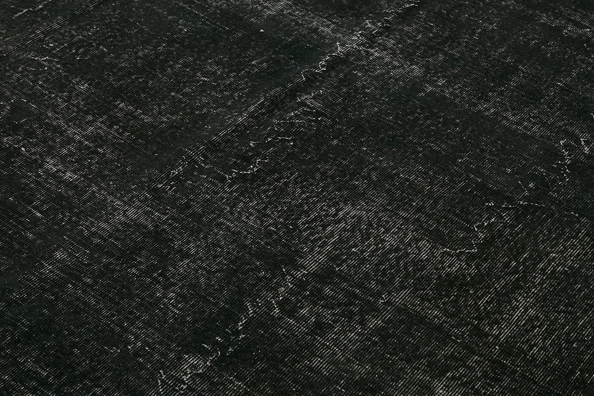 Zelko Siyah Gri Soyut Modern El Dokuma Halı 250x323 cm – mekânda kullanım