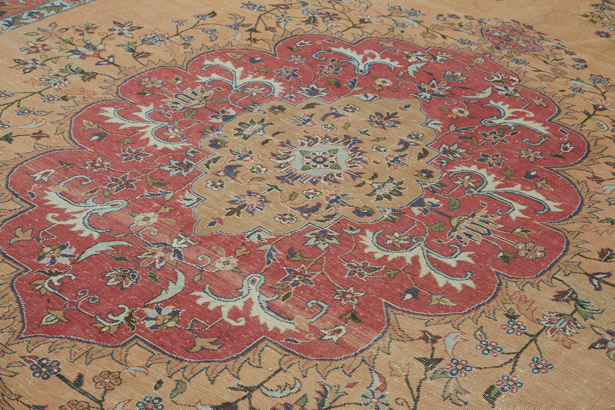 Rusvo Vintage Bej Kırmızı Madalyon Desenli Halı 302x394 cm 45510 – mekânda kullanım