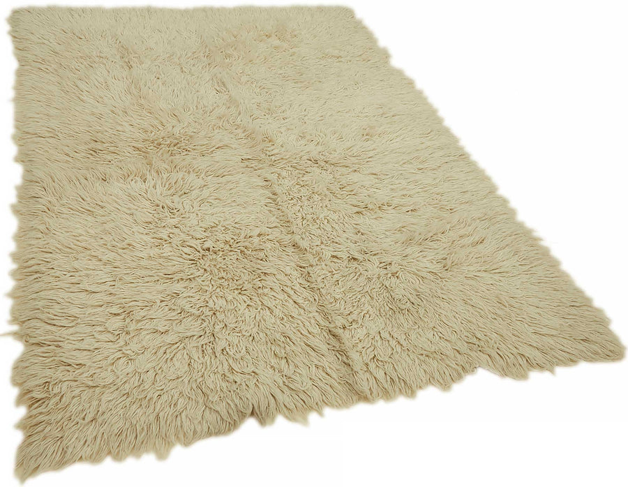 Timvi Düz Yeşil Halı Shaggy Dokulu Vintage Tulu 140x203 cm – genel görünüm