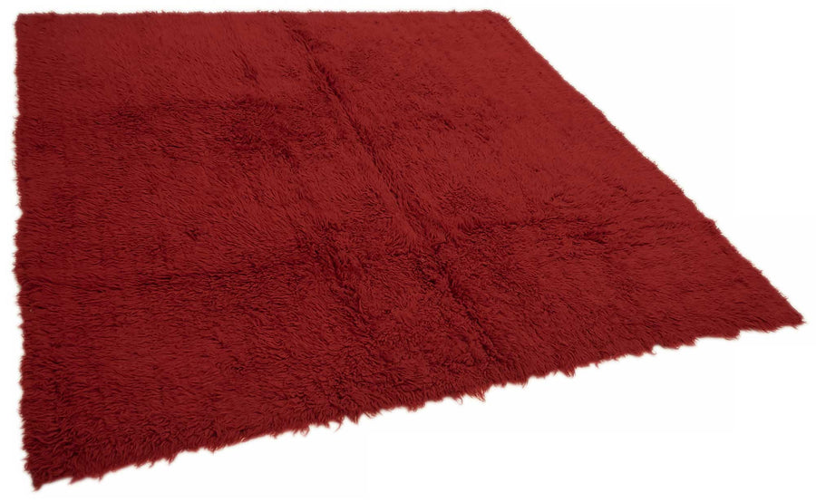 Timvi Düz Yeşil Halı Koyu Kırmızı Zeminli Kare Tulu 213x220 cm – genel görünüm