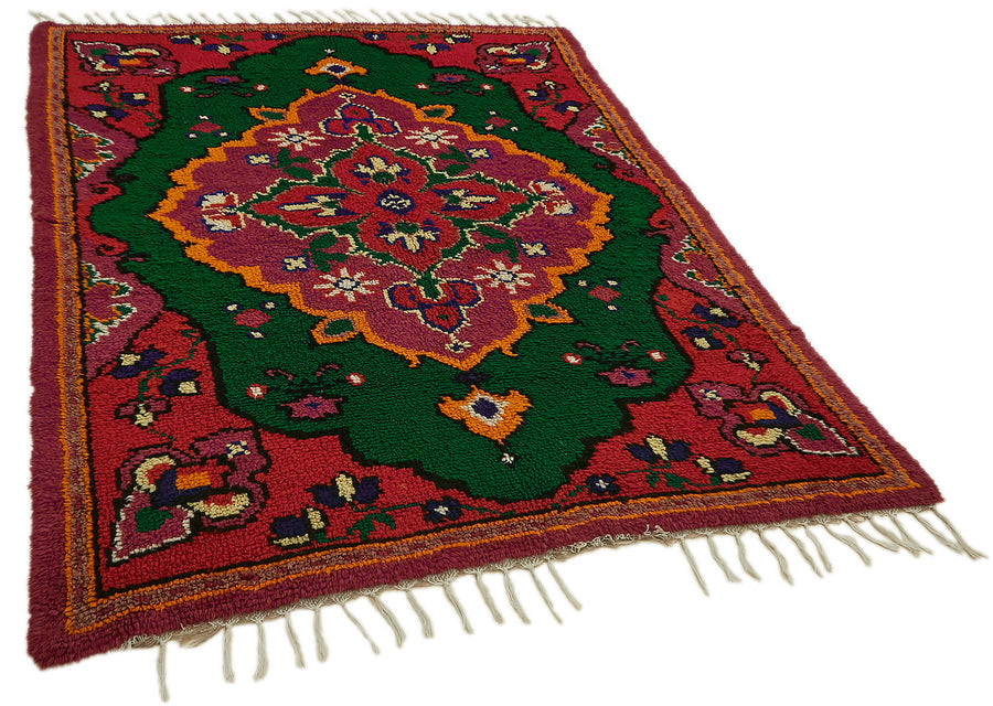 Timvi Kırmızı Yeşil Madalyon Desenli El Dokuma Halı 162x220 cm – genel görünüm