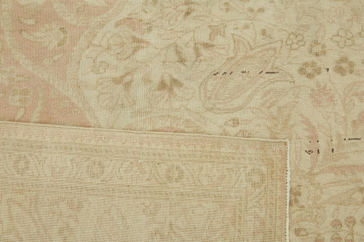 Rusvo Madalyon Desenli Bej Pembe Vintage El Dokuma Halı 254x397 cm – arka yüz görünümü