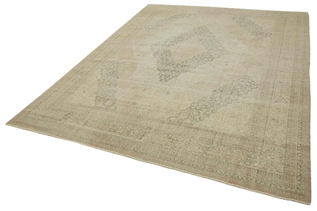 Rusvo Bej Gri Eskitme Madalyon Desenli El Dokuma Halı 301x393 cm – doku yakın çekim