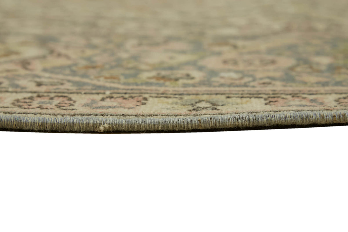 Rusvo Bej Pembe Madalyon Desenli Yün El Dokuma Halı 256x351 cm – farklı açı