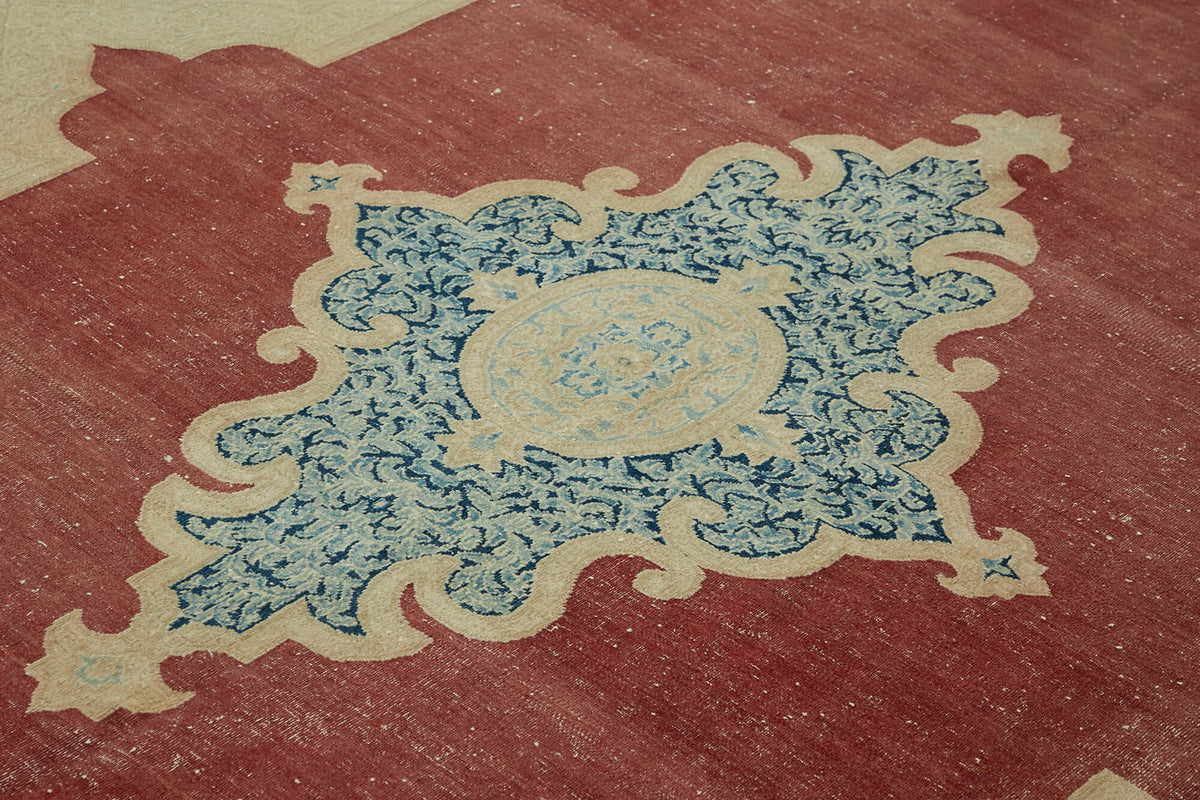 Rusvo Madalyon Desenli Kırmızı Vintage Bej Halı 265x370 cm – mekânda kullanım