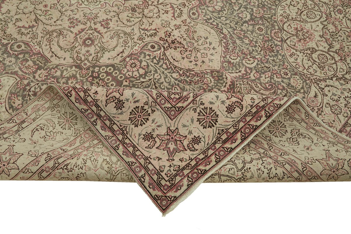 Rusvo Kahverengi Halı Bej Zeminli Vintage Madalyonlu 243x348 cm – kenar detayı