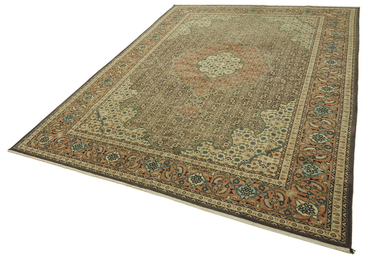 Rusvo Kahverengi ve Yeşil Madalyonlu Yün Vintage Halı 197x280 cm – doku yakın çekim