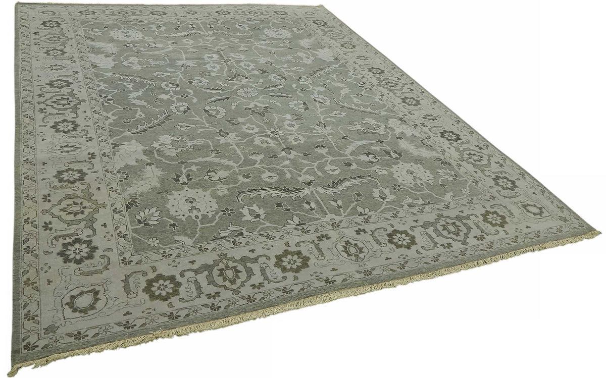 Nivro Açık Gri Halı Klasik Çiçekli El Dokuması 242x301 cm – genel görünüm