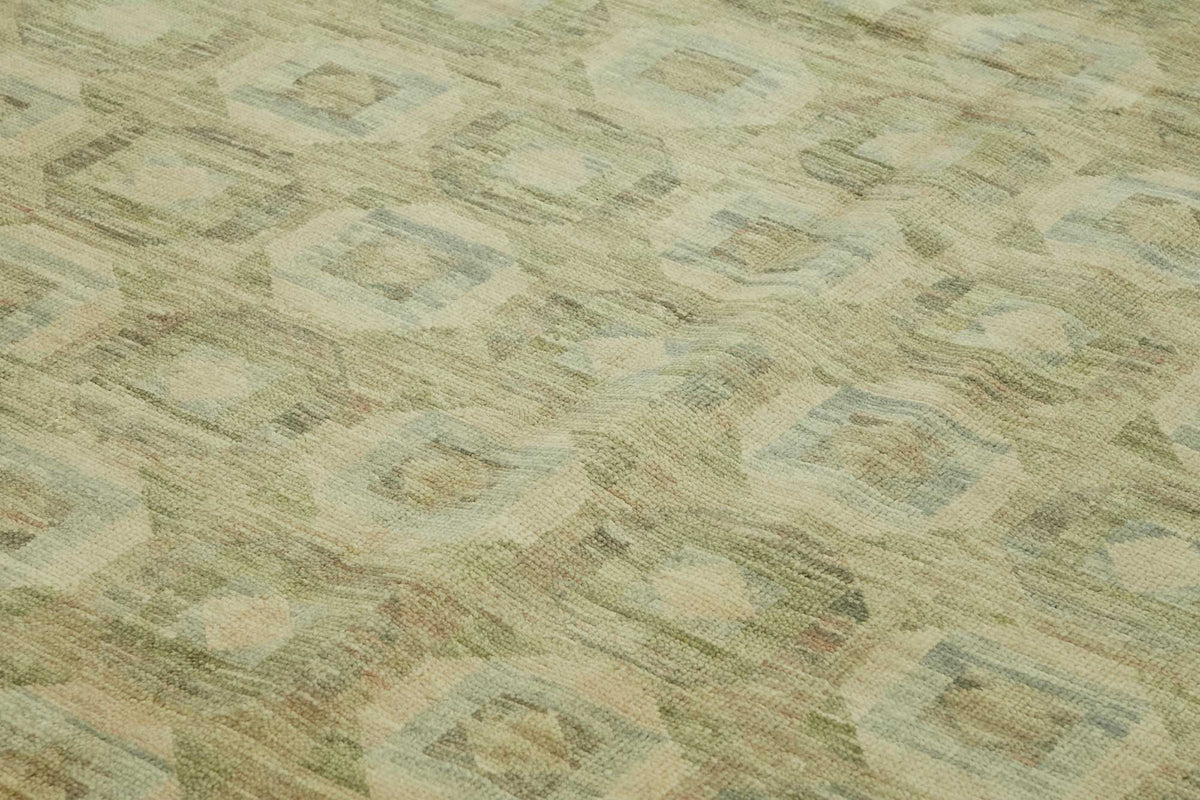 Nivro Haki Geometrik Desenli Modern Yün El Dokuma Halı 274x355 cm – mekânda kullanım