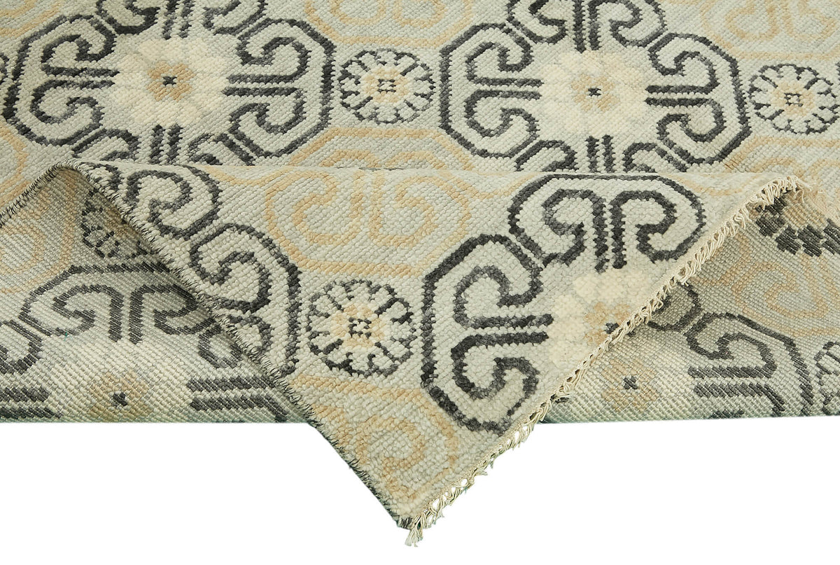 Nivro Vintage Uşak Bej Antrasit Geometrik Desenli Halı 278x362 cm 46598 – kenar detayı