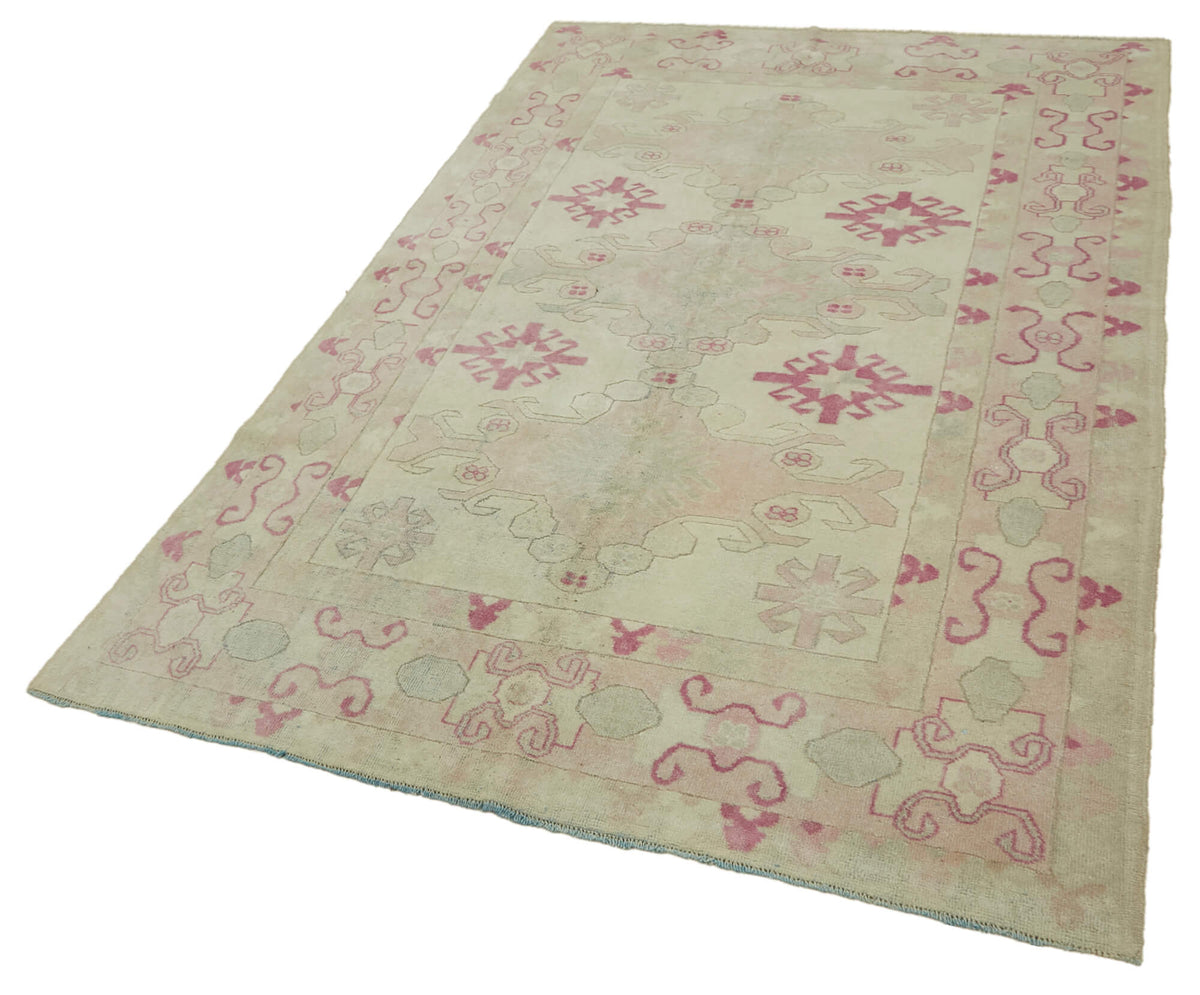 Kavale Anadolu Halısı Bej Pembe Geometrik Desenli 153x245 cm 46734 – doku yakın çekim
