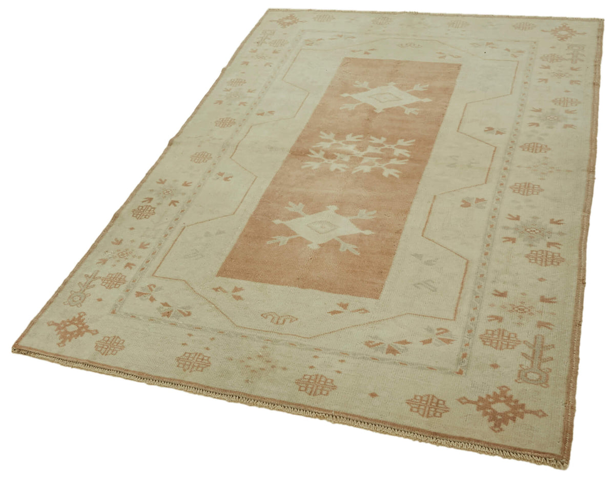Gekro Bej Kahverengi Geometrik Desenli Yün Halı 122x186 cm – doku yakın çekim