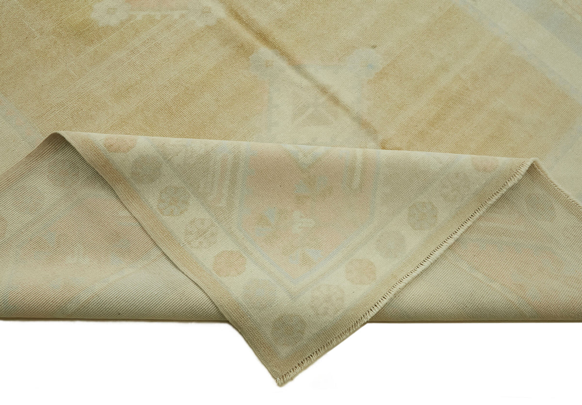 Kavale Bej Gri Geometrik Klasik Yün El Dokuma Halı 201x283 cm – kenar detayı