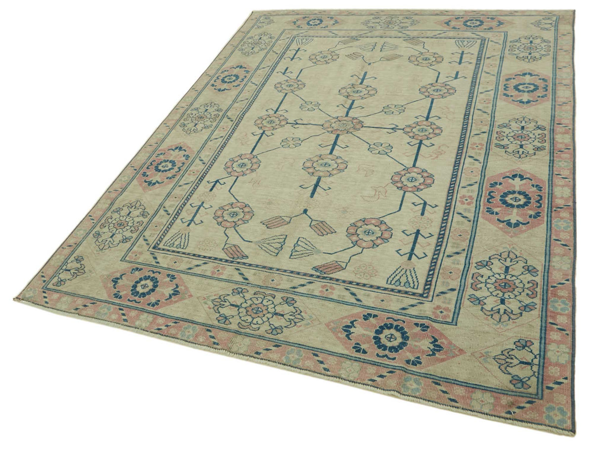 Kavale Çiçek Desenli Bej ve Pembe El Dokuma Vintage Halı 172x236 cm – doku yakın çekim