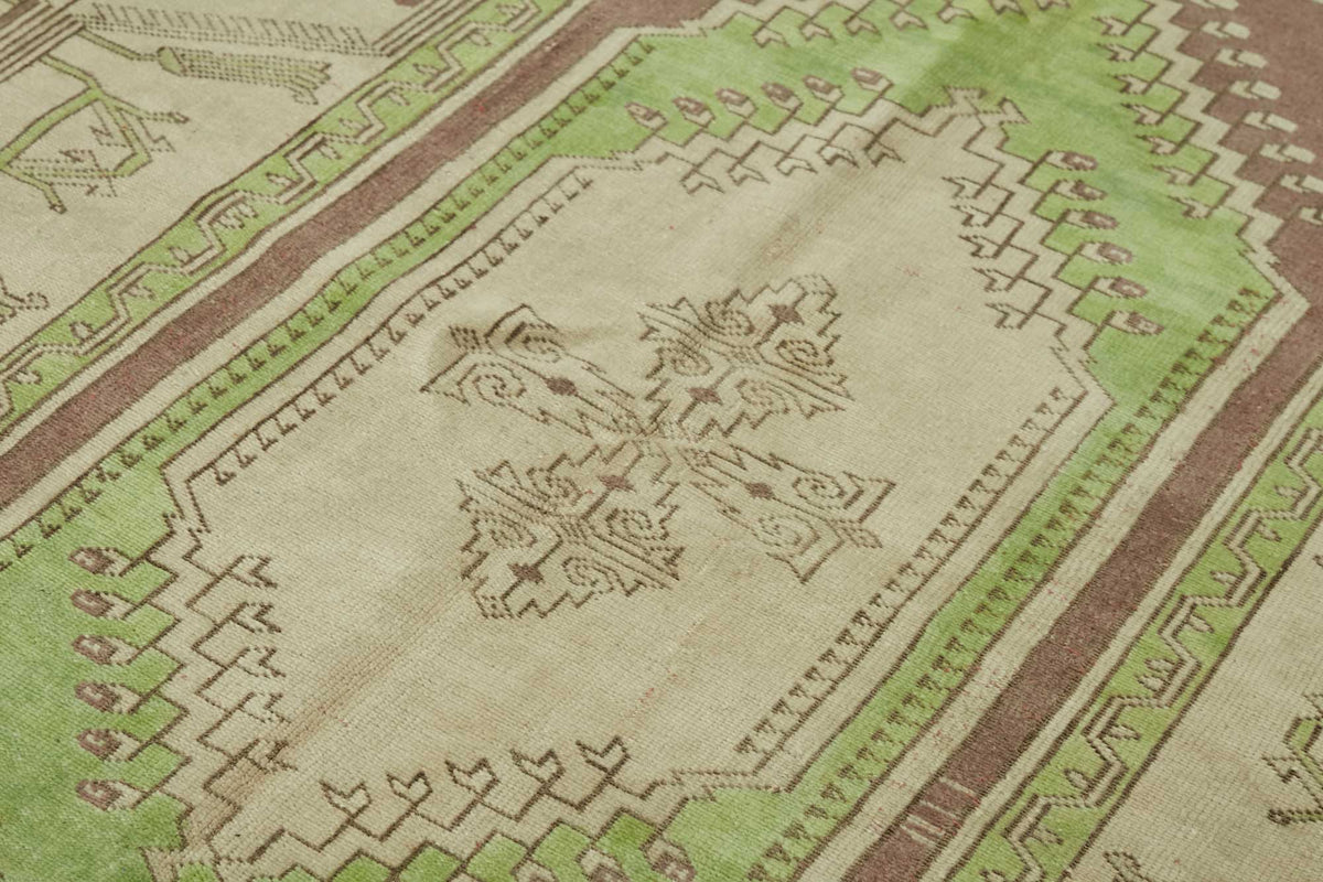 Kavale Bej Yeşil Geometrik Desenli Yün Pamuk El Dokuma Halı 163x220 cm – mekânda kullanım