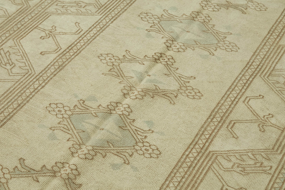 Kavale Düz Kahverengi Halı Etnik Geometrik Desenli 168x249 cm – mekânda kullanım