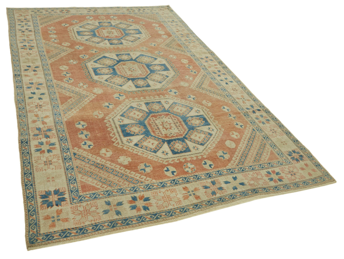 Kavale Açık Mavi Halı, Bej ve Terrakota Tonlu Madalyon Desen 191x299 cm – genel görünüm