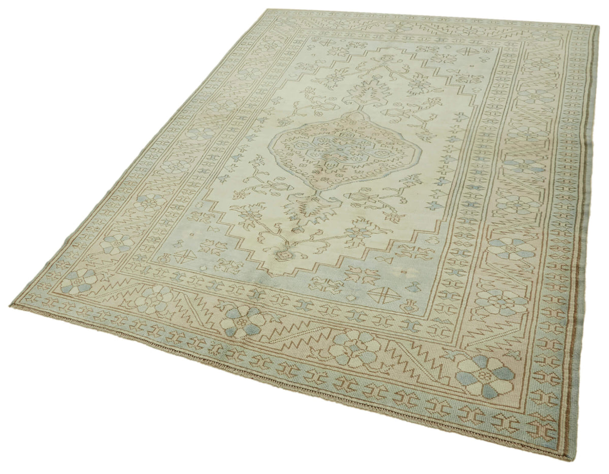 Kavale Krem Madalyon Desenli Yün ve Pamuk El Dokuma Halı 200x291 cm – doku yakın çekim