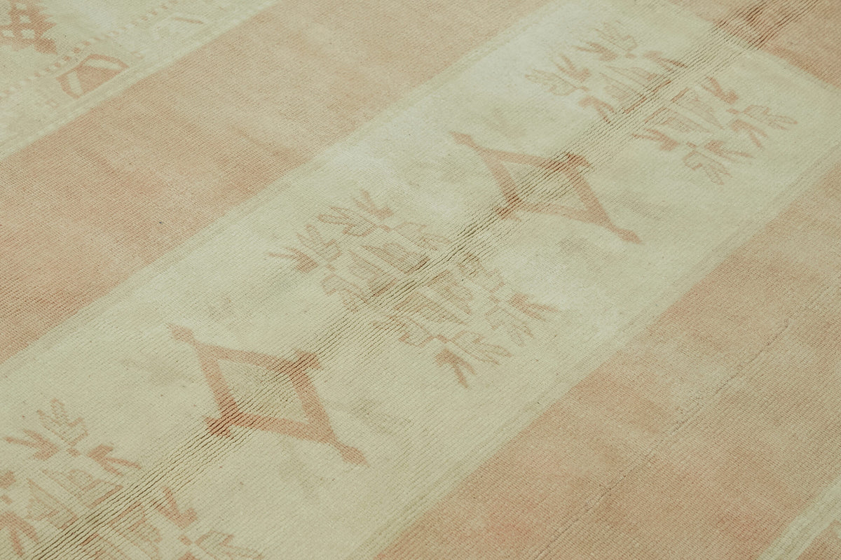 Kavale 30-50 Yıllık Kırmızı Etnik Halı Geometrik Desenli 192x221 cm 46858 – mekânda kullanım
