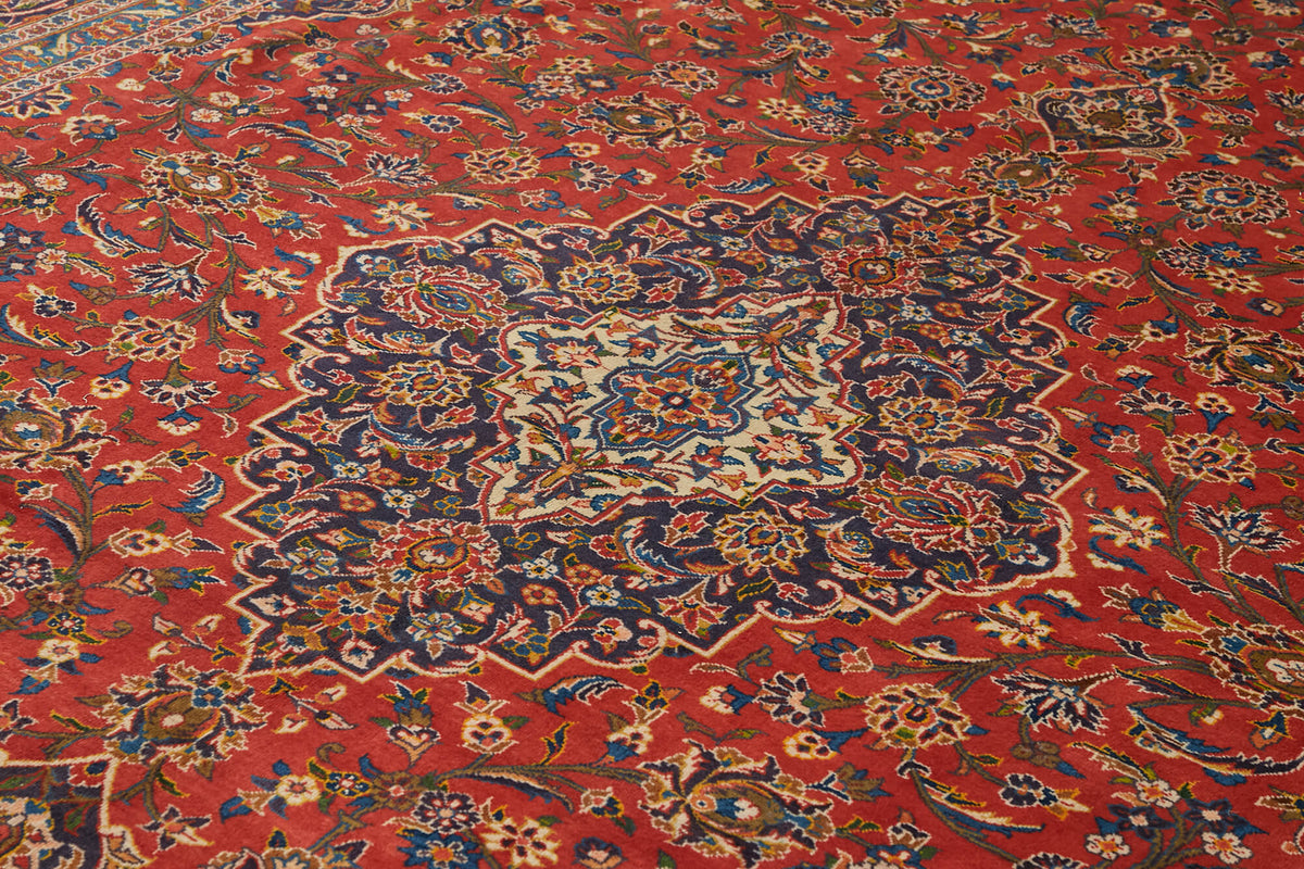 Rusvo Kırmızı Dokuma Halı Madalyon Desenli Yün Vintage 305x428 cm – mekânda kullanım