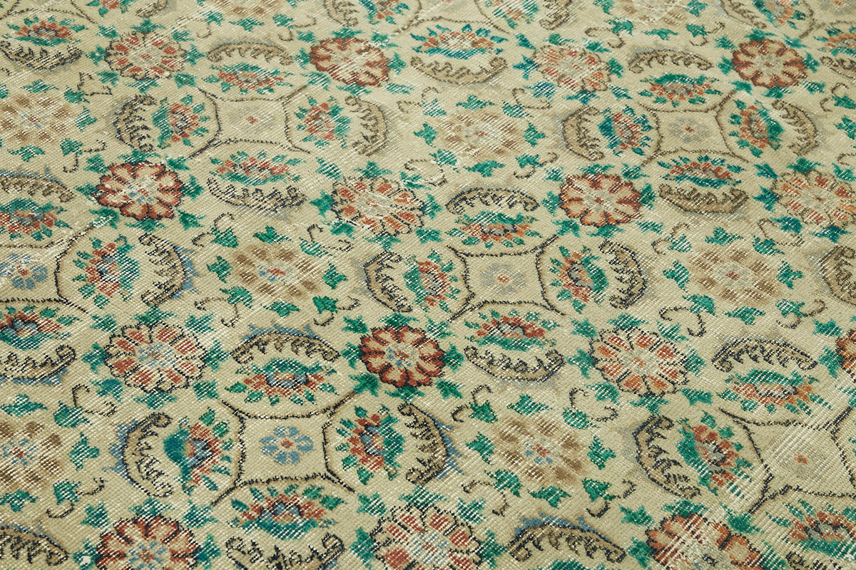 Rusvo Bej Çok Renkli Klasik Geometrik El Dokuma Halı 270x384 cm – mekânda kullanım