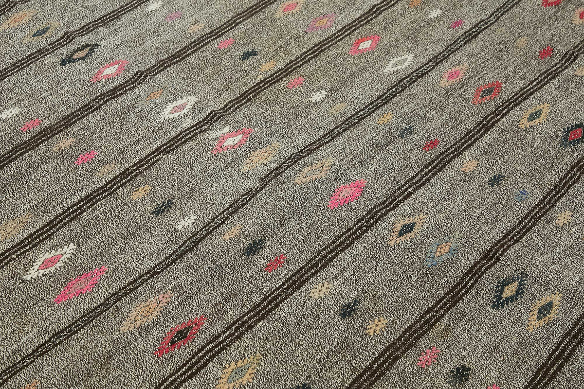Truvo Gri Çok Renkli Keçi Kılı Geometrik Kilim 194x324 cm 47206 – mekânda kullanım