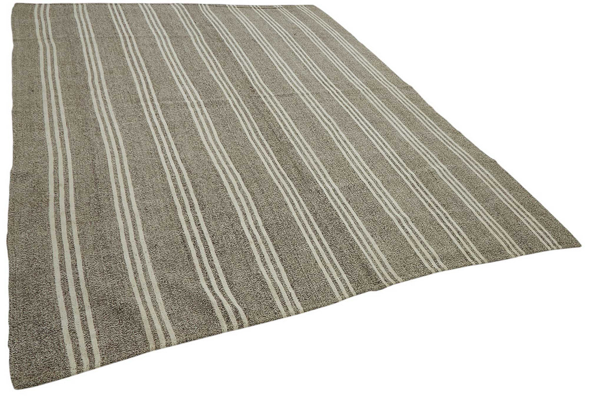 Truvo Gri Ekru Çizgili Keçi Kılı El Dokuma Kilim 235x305 cm – genel görünüm