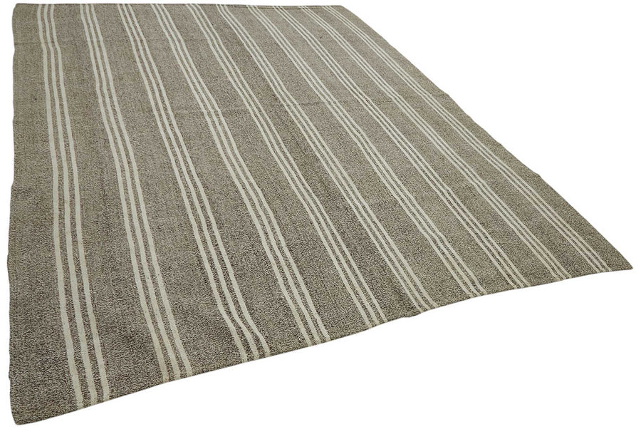 Truvo Gri Ekru Çizgili Keçi Kılı El Dokuma Kilim 235x305 cm – genel görünüm
