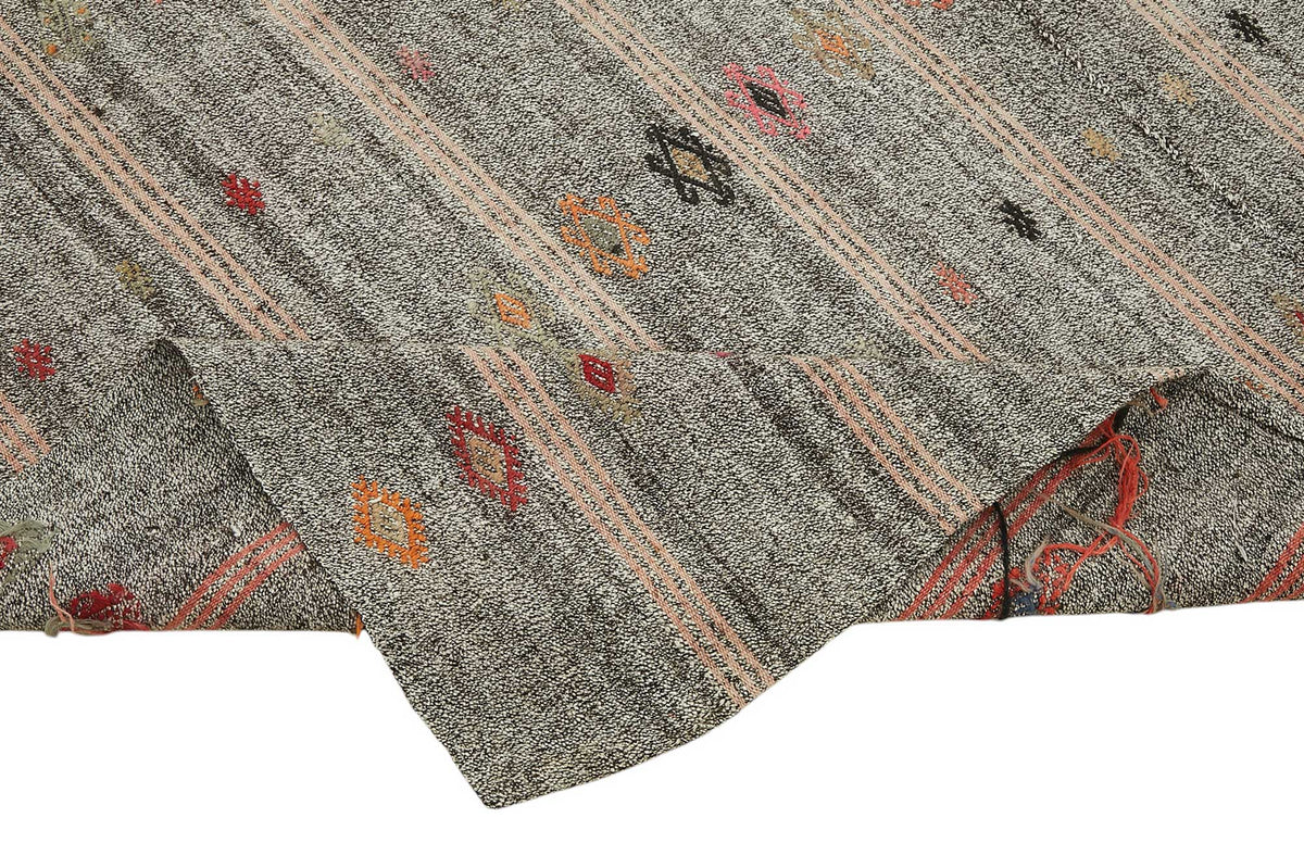 Truvo Geometrik Kilim Gri ve Bej Keçi Kılı Dokuma 202x255 cm – kenar detayı