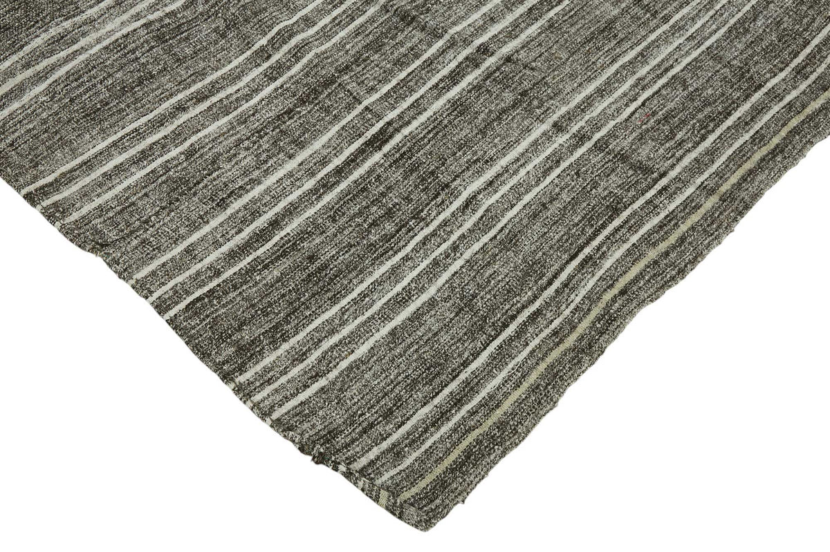 Truvo Antrasit Gri Beyaz Çizgili Keçi Kılı Modern Kilim 183x250 cm – detay görünümü