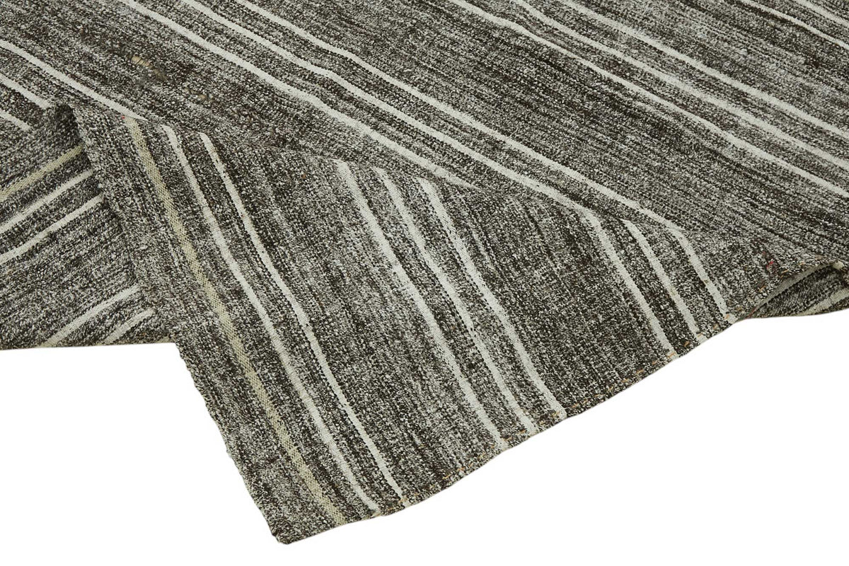 Truvo Antrasit Gri Beyaz Çizgili Keçi Kılı Modern Kilim 183x250 cm – kenar detayı