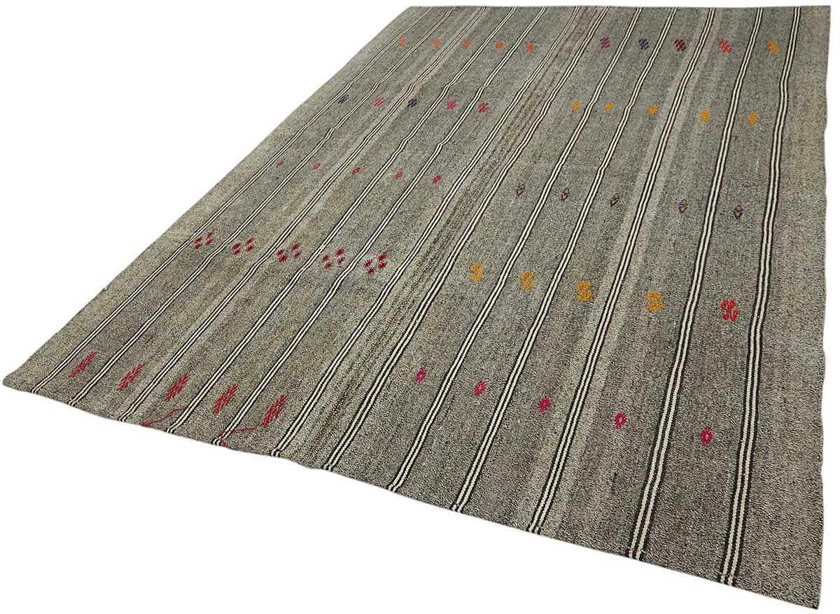 Truvo Beyaz ve Gri Geometrik Desenli Keçi Kılı Kilim 202x281 cm – doku yakın çekim