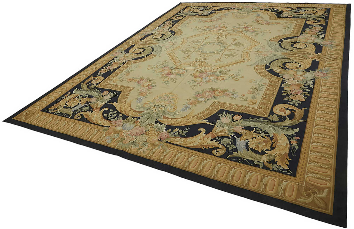 Sivemi Bej Siyah Çiçek Desenli Yün El Dokuma Halı 306x435 cm – doku yakın çekim