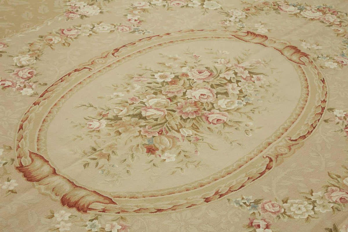 Sivemi Aubusson Bej ve Pembe Çiçek Desenli El Dokuma Halı 298x439 cm 47379 – mekânda kullanım