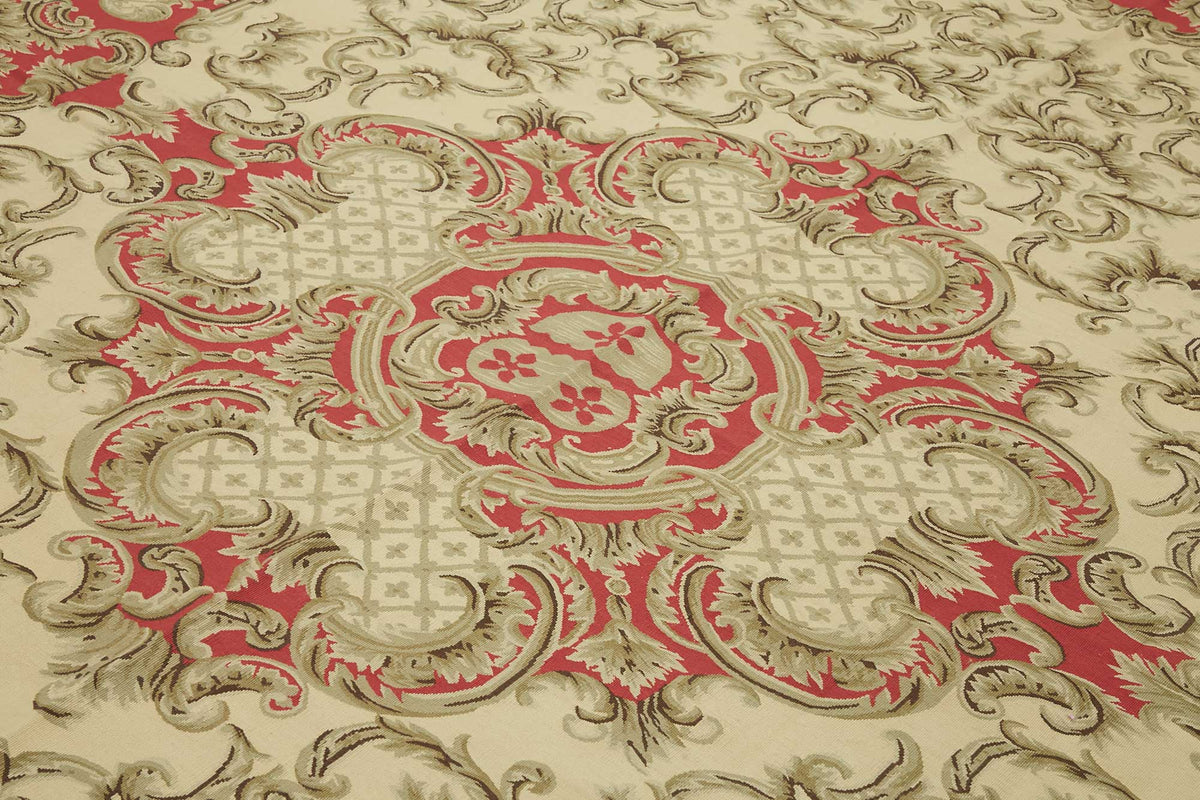 Sivemi Madalyon Desenli Krem Kırmızı Dokuma Halı 273x354 cm – mekânda kullanım