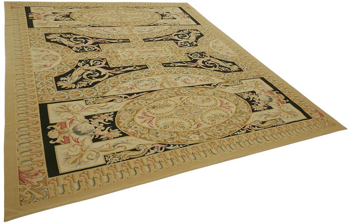 Sivemi Siyah Gold Halı Klasik Geometrik Desenli 273x337 cm – genel görünüm