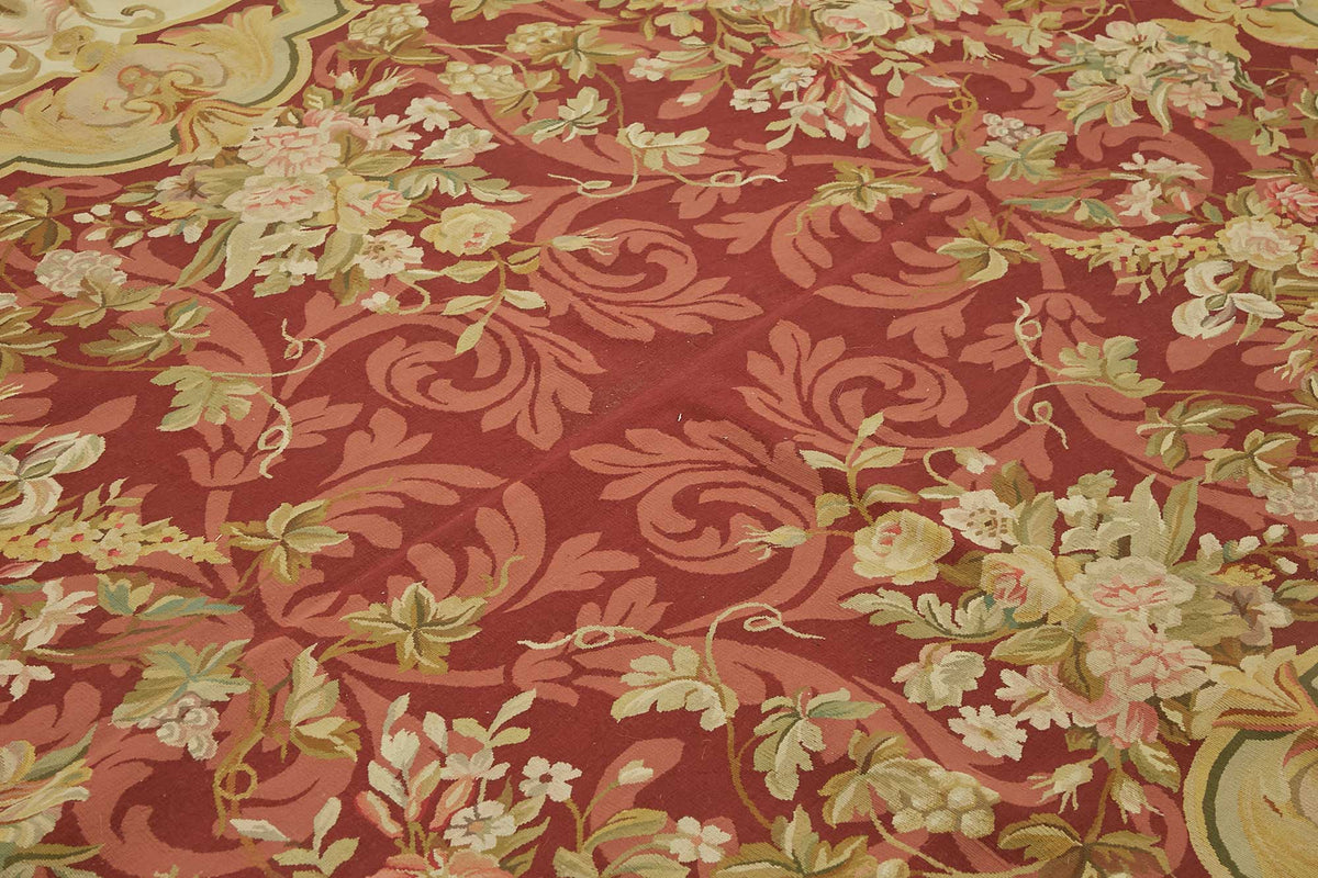 Sivemi Aubusson Bordo Bej Çiçek Desenli El Dokuma Halı 255x310 cm – mekânda kullanım