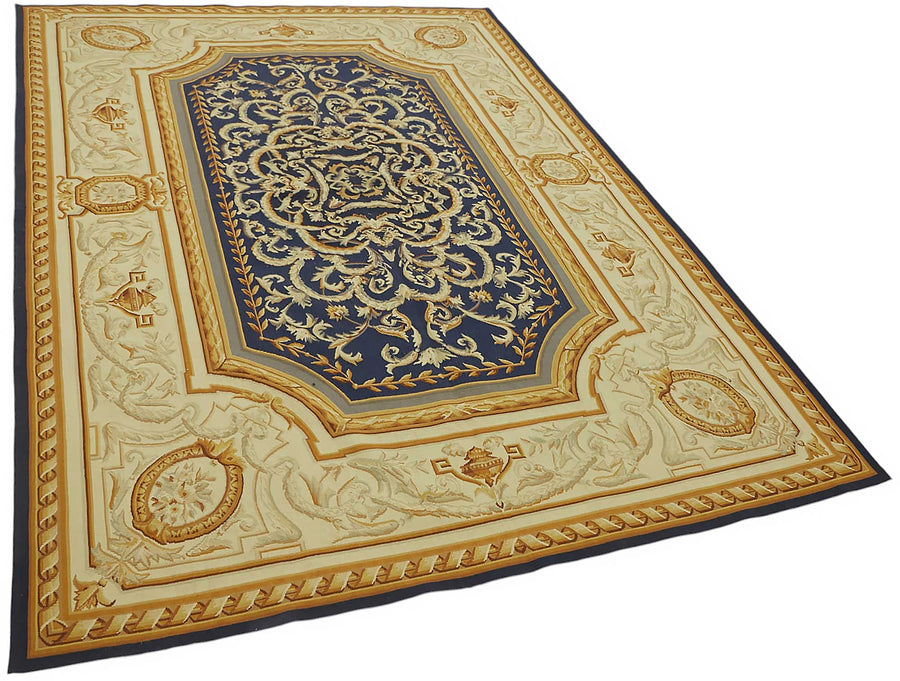 Sivemi Bej Lacivert Madalyon Desenli Kabartmalı Halı 177x267 cm – genel görünüm