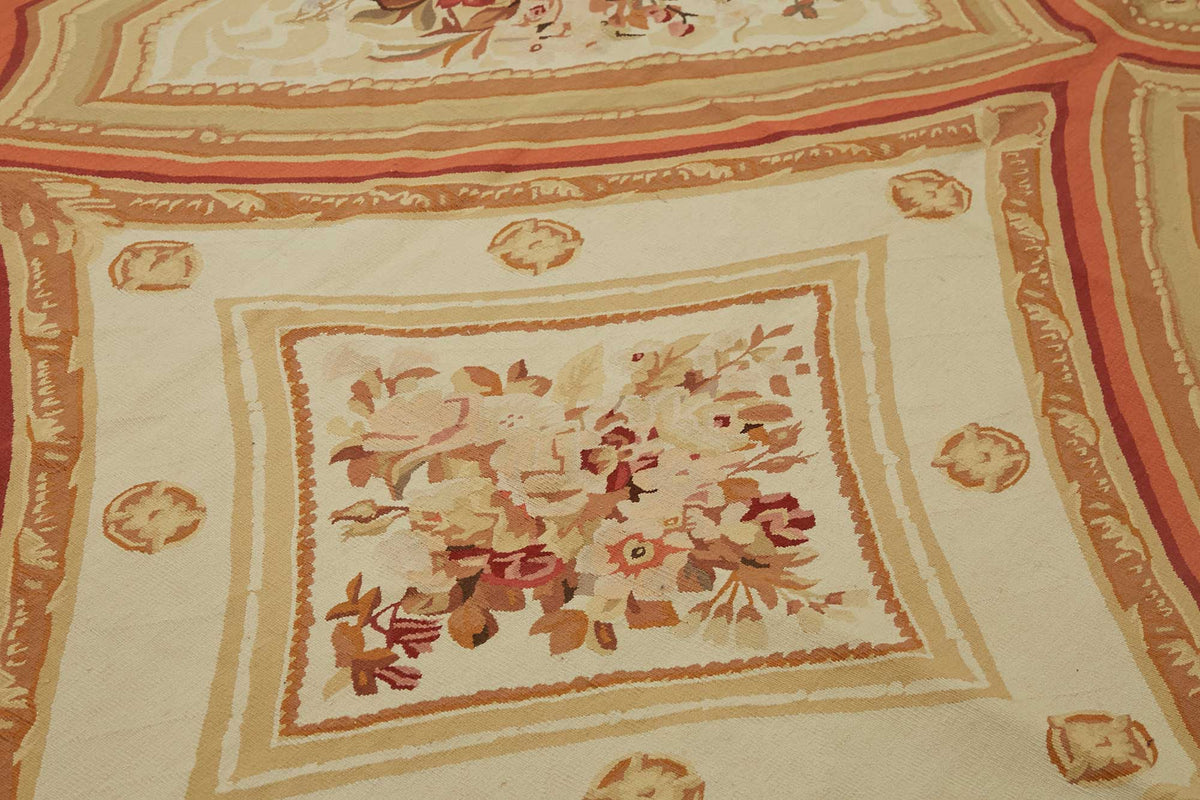 Sivemi Çiçek Desenli Bej Turuncu El Dokuma Aubusson Halı 235x336 cm – mekânda kullanım
