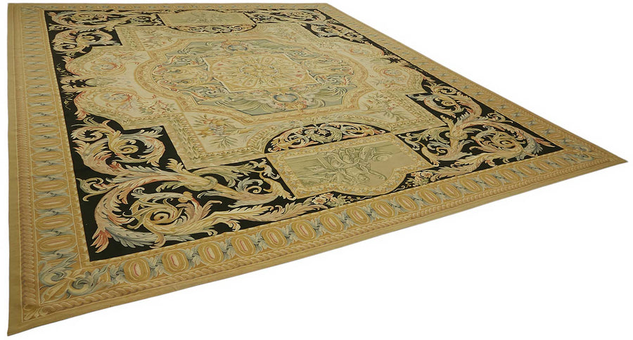Sivemi Aubusson Siyah Gold Madalyon Göbekli El Dokuma Halı 370x446 cm – genel görünüm